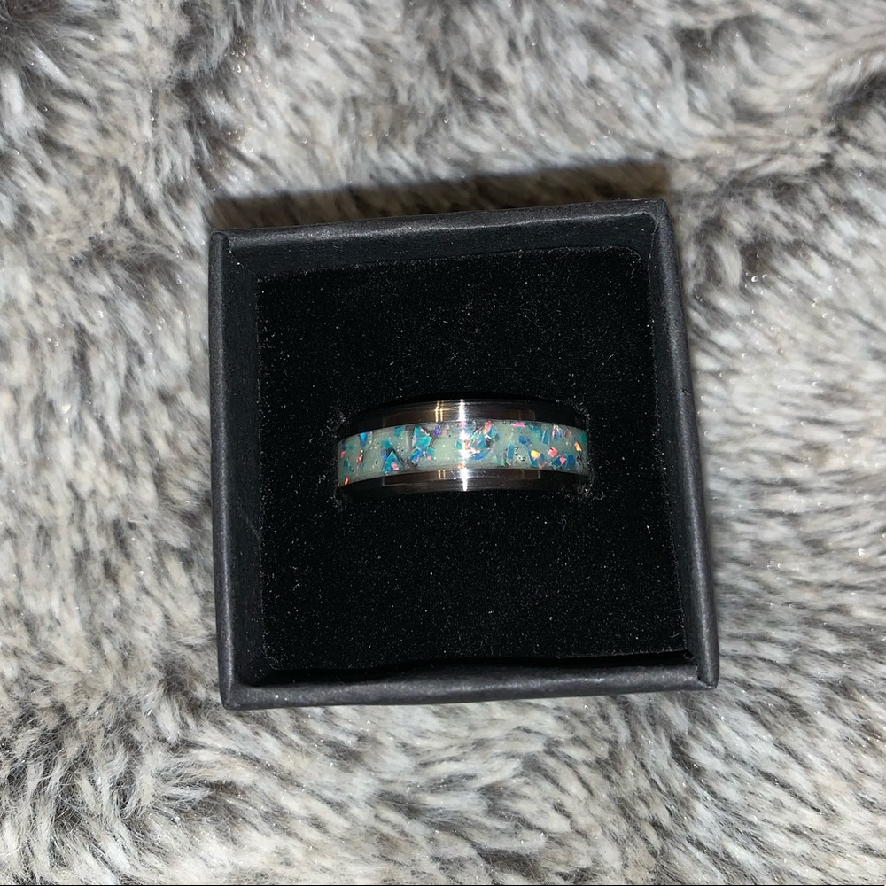 Handmade opal ring